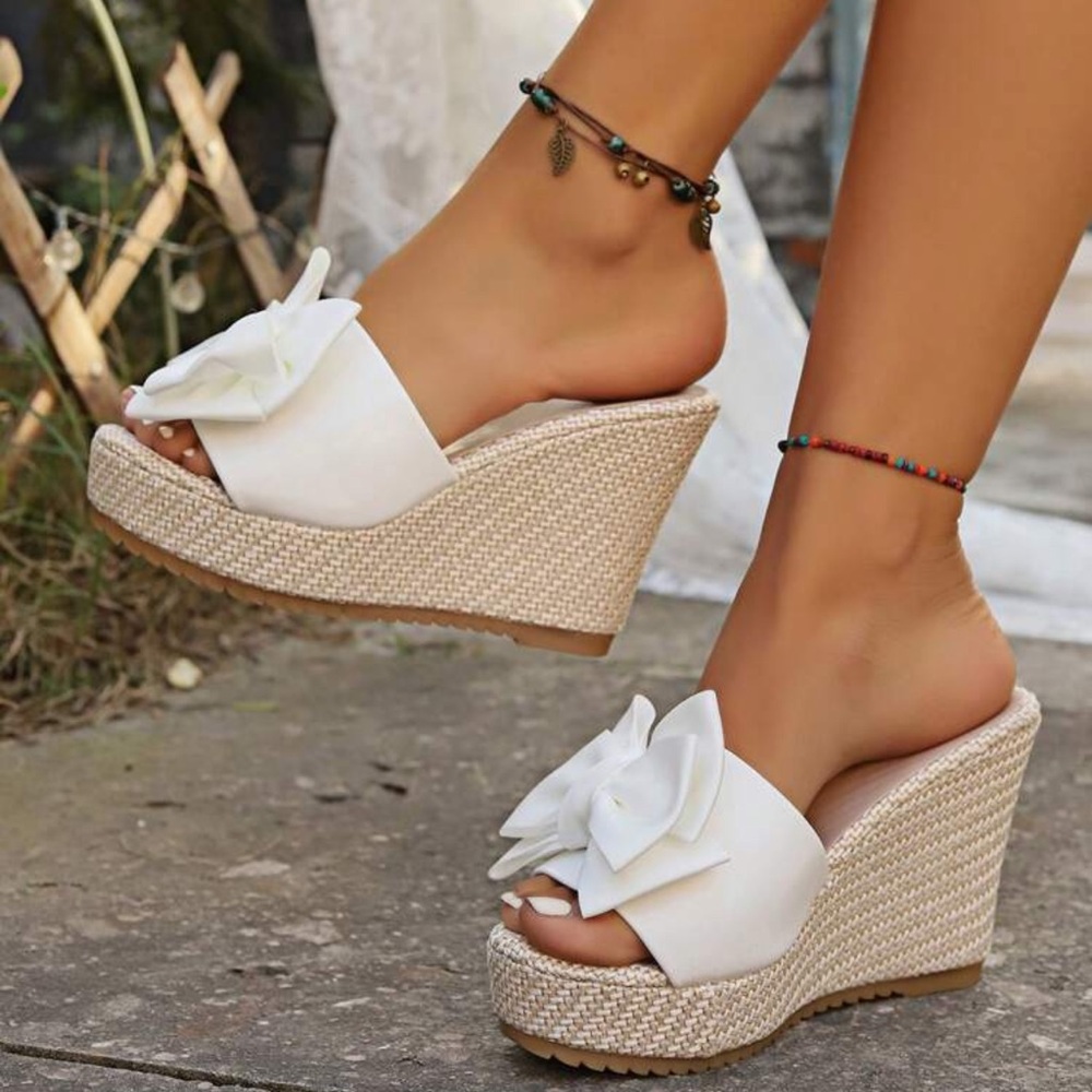 Women Fashionable Comfortable Wedge Heel Slide Sandals, Solid Color, Woven Beach - Picture 2 of 4